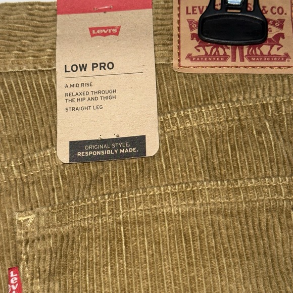 Levi's Low Pro Corduroy Pants Women's 29x30 Relaxed Straight Leg‎ Tan NWT - Picture 5 of 9